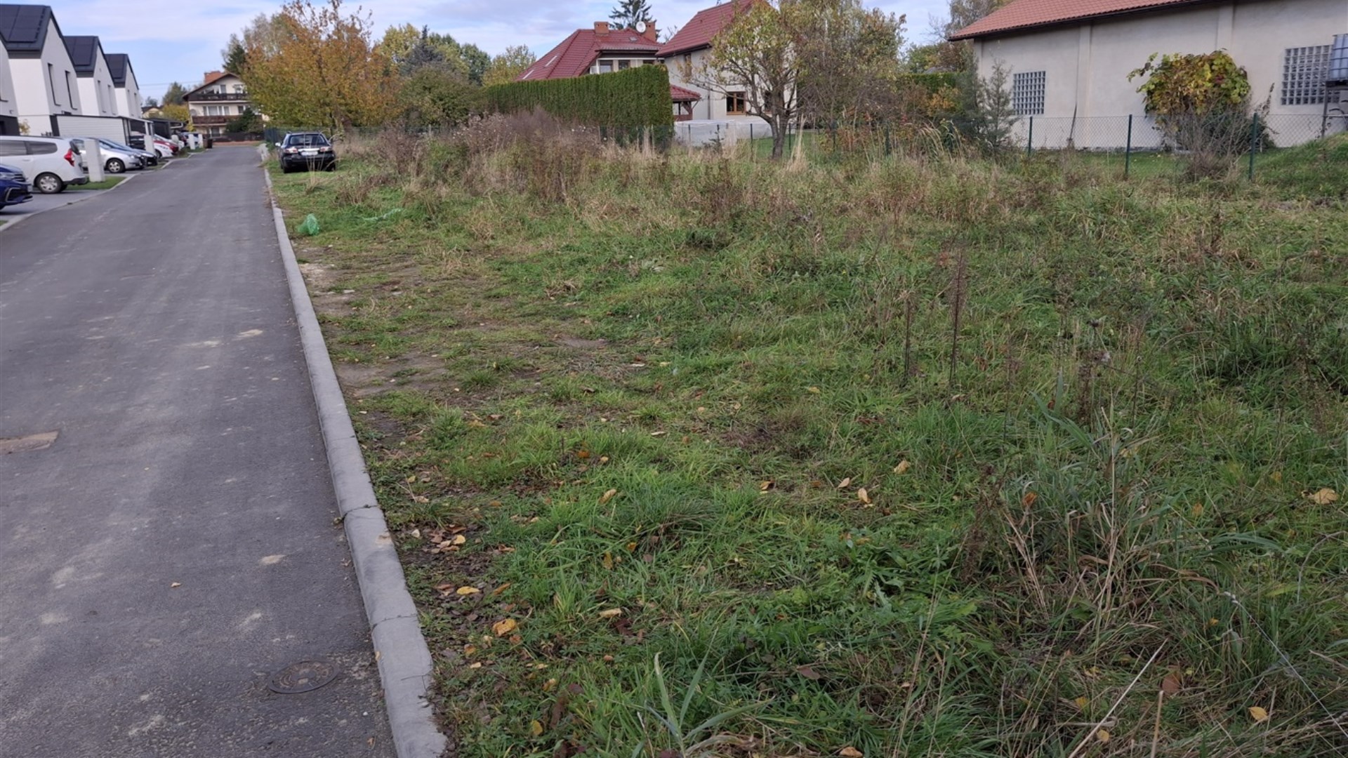 Działka na sprzedaż
